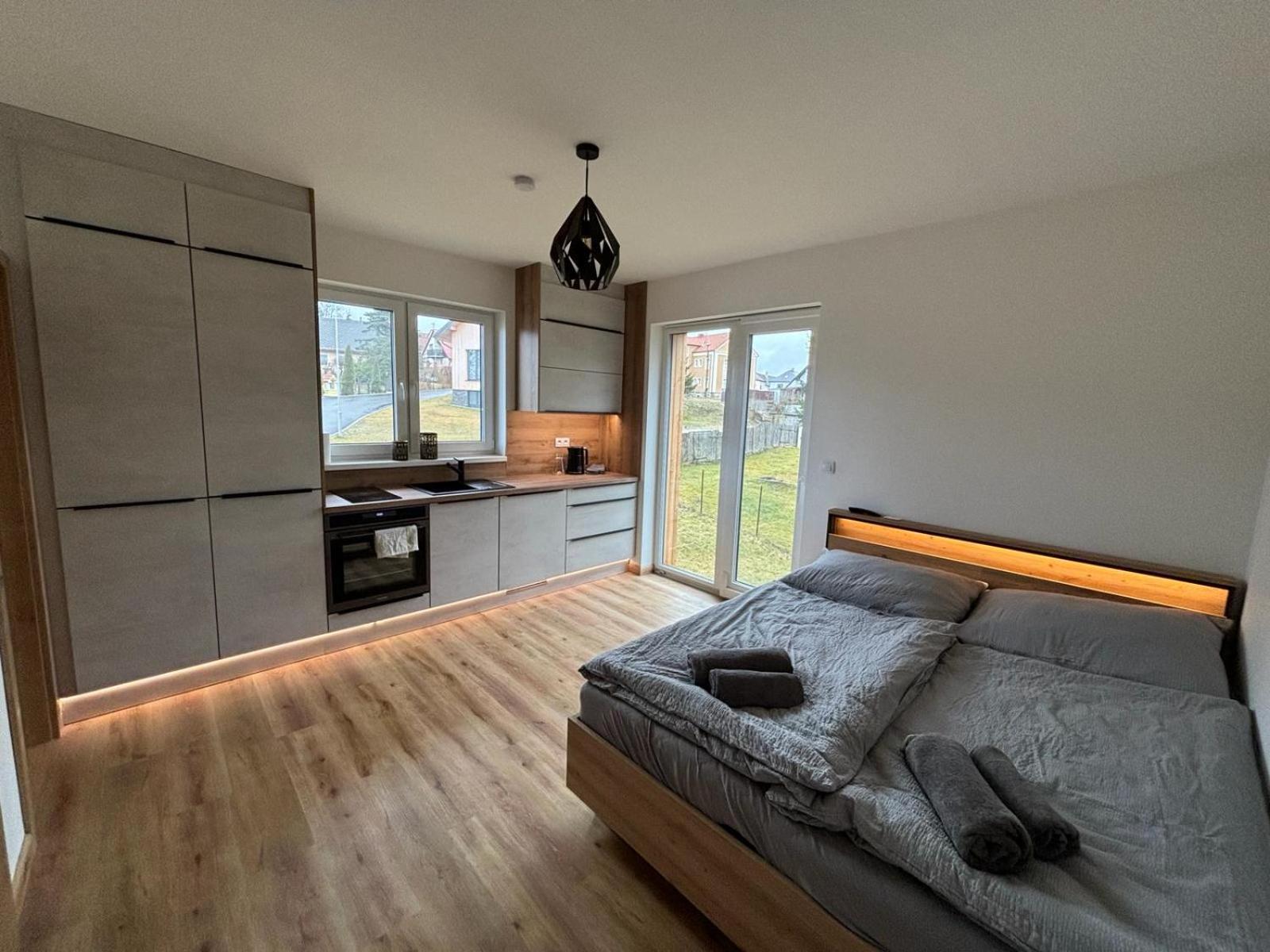 Apartmany U Plaze Lipna - Male Lipno Černá v Pošumaví 외부 사진